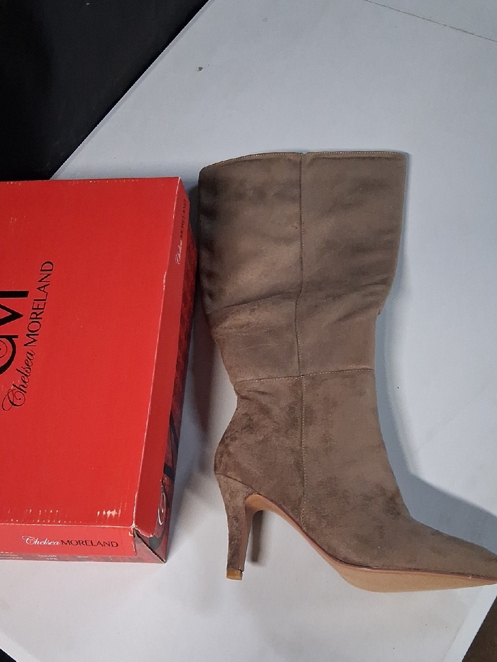 NWT Chelsea Moreland Foxy Suede Knee High Boots